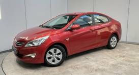 Hyundai Solaris 2016 г. (красный)