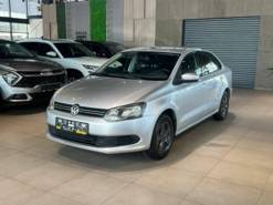 Volkswagen Polo 2012 г. (серебряный)