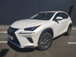 Lexus NX NX 200 AWD 200 AWD Standard