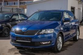 ŠKODA RAPID Лифтбэк 1.6 MT (90 Hp) 2WD AMBITION