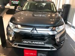 Mitsubishi OUTLANDER 2.0 CVT (146 л.с.) 4WD - 7 мест (2019;2019) Intense+