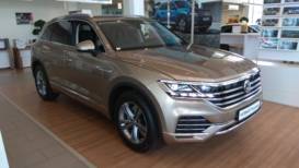 Volkswagen Touareg 3.0 TDI V6 8АТ (249 л.с.) 4MOTION - III поколение R-Line