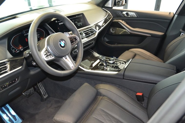 BMW X7 M50i M50i Base