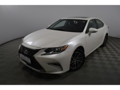 Lexus ES 2017 г. (белый)