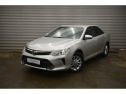 Toyota Camry 2016 г. (серебряный)