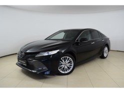 Toyota Camry 2020 г. (черный)