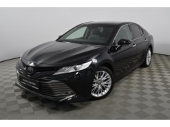 Toyota Camry 2018 г. (черный)