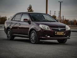 Geely MK 2013 г. (красный)