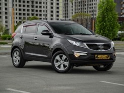 Kia Sportage 2011 г. (черный)
