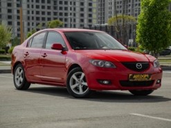 Mazda 3 2005 г. (красный)