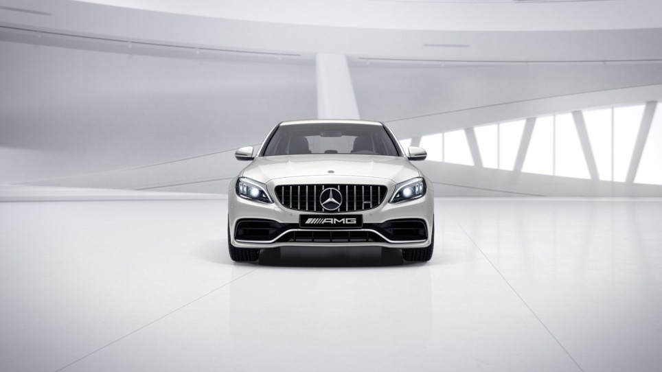 Mercedes-Benz C-Класс Седан Designo Бриллиантовый белый металлик (белый бриллиант)
