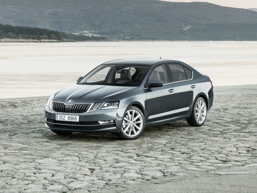 SKODA OCTAVIA Лифтбэк [[activeColor.Title]]