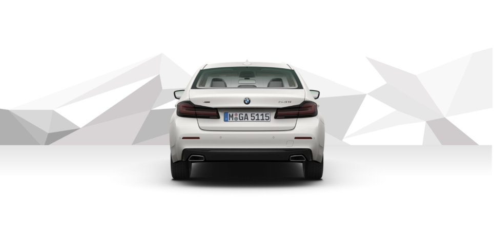 BMW 5 серии Седан Белый Минерал